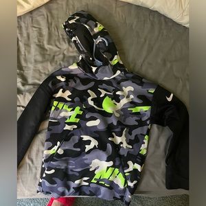 Boys Nike hoodie Camo size small